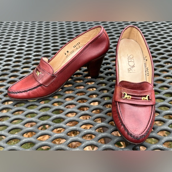 Vintage MAINE PACERS LEATHER LOAFER PUMPS Size 6M (Fits Like 5.5) Made in USA - Picture 3 of 10